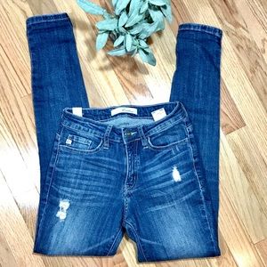 KanCan Mid Rise Skinny Jeans Size 23
